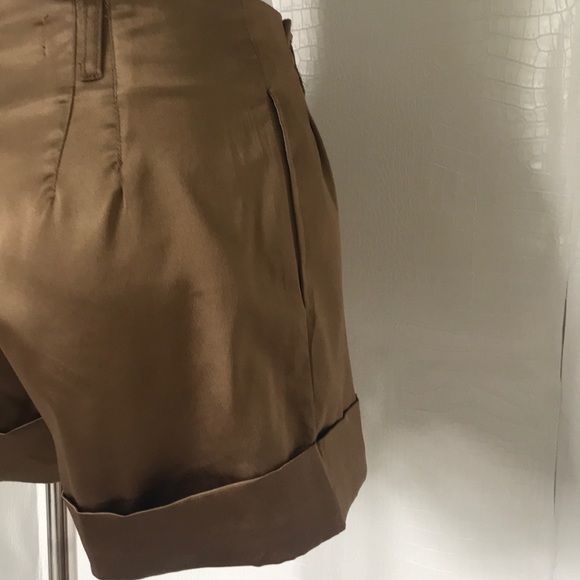 BEAUTIFUL DRESSY SHORTS. BROWN. - Picture 3 of 6